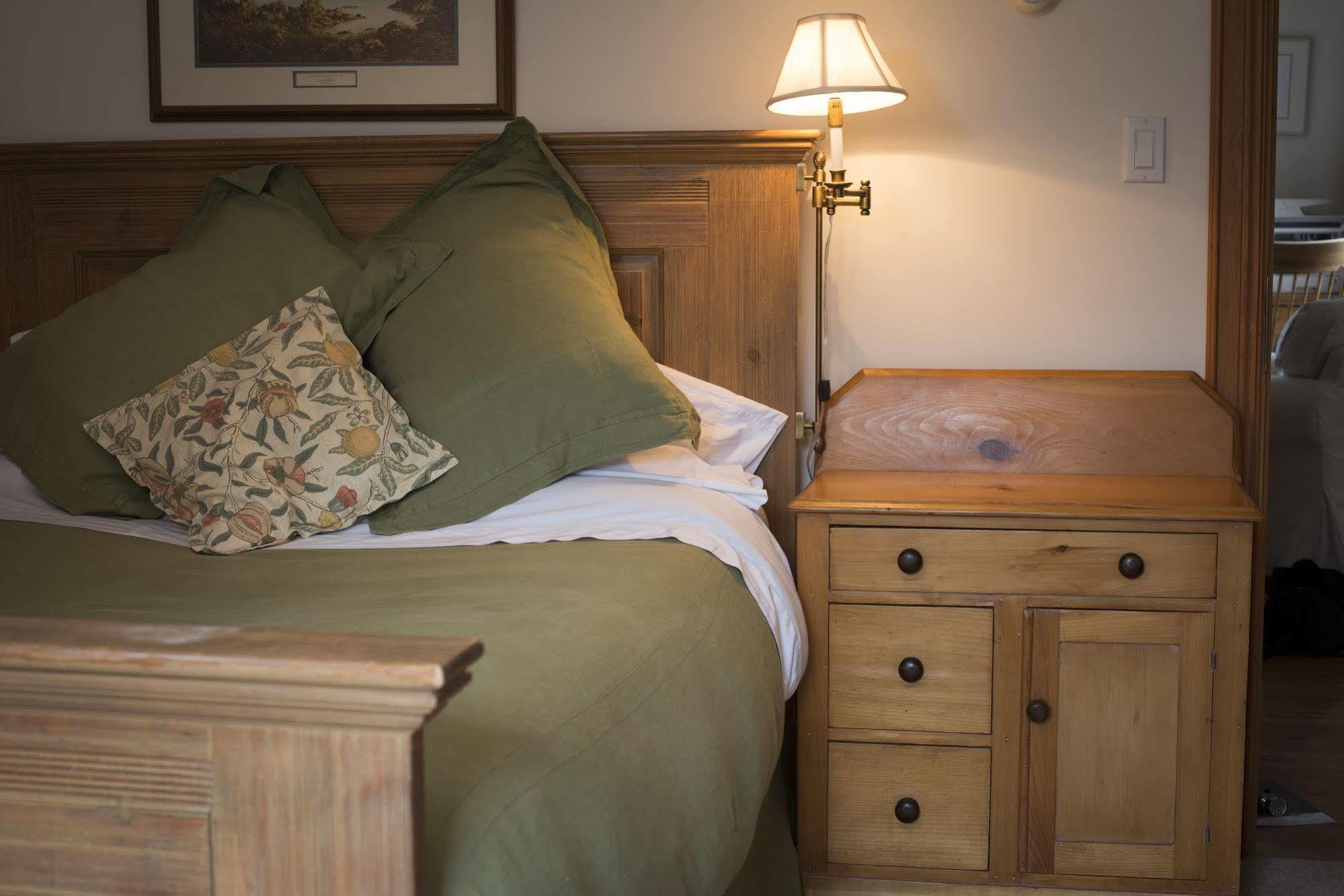 Kitimat Minette Bay Lodge מראה חיצוני תמונה