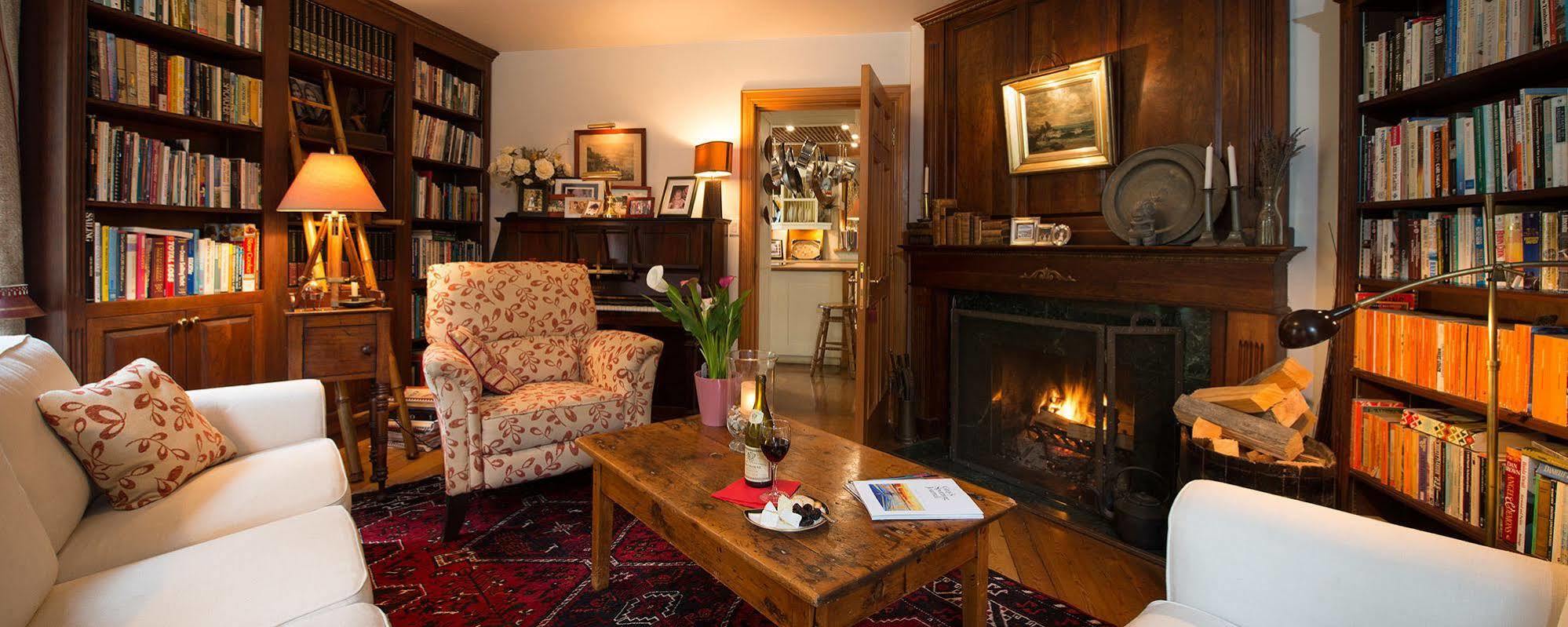 Kitimat Minette Bay Lodge מראה חיצוני תמונה